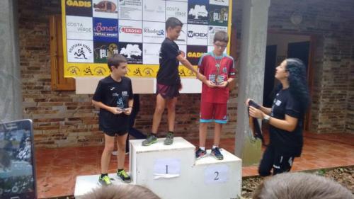 Ian, Nico e Carmen vencen na VIII Carreira Popular Monte de Santa Cruz de Ribadeo. Atletismo Lourenzá, SUBCAMPIÓN POR EQUIPOS