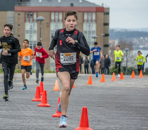 O Maderas Barcia Lourenzá, de embaixador na emblemática VIII Carreira da Torre de Hércules en A Coruña. Ana Vallines, Bronce en cadete feminino!!!