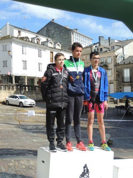 Éxitos de los atletas de las Escolas en el debut en una prueba de Duatlon