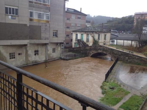 LAS INUNDACIONES CAUSARON IMPORTANTES DAÑOS MATERIALES, LA MUERTE DE ANIMALES Y EL DESALOJO DE LAS PERSONAS RESIDENTES EN DOS VIVIENDAS