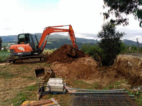 COMEZARON AS OBRAS PARA ARRANXAR DÚAS PONTES DO MUNICIPIO QUE ESTABAN DERRUÍDAS DESDE AS RIADAS QUE HOUBERA EN OUTUBRO DE 2014