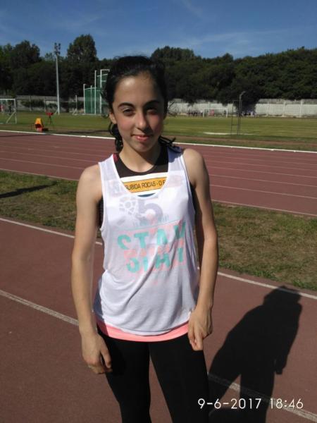 Ainara Rodríguez, Mínima Nacional en 600 lisos para o Campionato de España (1,39,60) agora mesmo en Bastiagueiro (A Coruña)