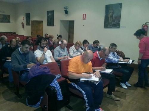 VECIÑOS DE LOURENZÁ, MONDOÑEDO, VIVEIRO, BARREIROS E RIBADEO PARTICIPAN NUN CURSO DE MANIPULADOR DE PRODUTOS FITOSANITARIOS