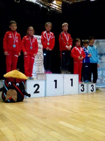 IRIA RODRÍGUEZ, CAMPIONA GALEGA DE 1000 EN RUTA. AINARA RGUEZ, BRONCE INFANTIL