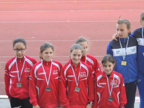 Habemus 10 campeones provinciales, 9 subcampeones y 7 metales de bronce en el Provincial de menores en pista aire libre
