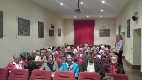 EL PRÓXIMO 21 DE OCTUBRE DARÁ COMIENZO EL TALLER DE MEMORIA QUE ORGANIZA EL AYUNTAMIENTO Y DEL QUE SE HABLÓ EN LA CHARLA INFORMATIVA CELEBRADA AYER, EN LA QUE TAMBIÉN SE ANALIZÓ EL SERVICIO DE TELEASISTENCIA DE LA CRUZ ROJA