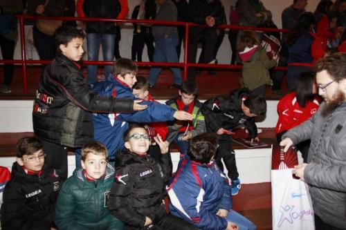 Lourenzá ya vibra con los cromos. Éxito total de la presentación de la colección!!!
